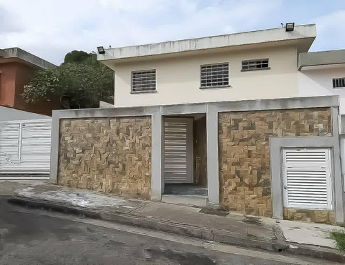 Imagen 1 de 13 de Casa En Los Pomelos