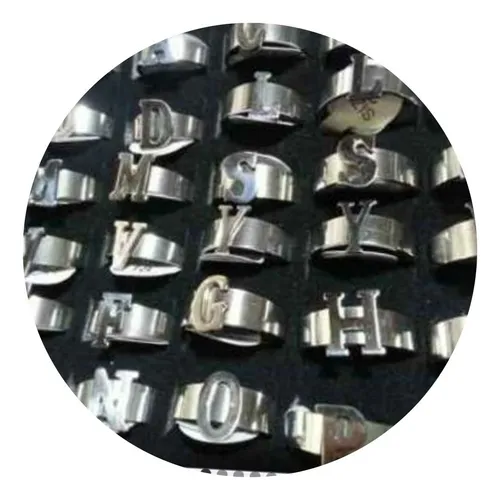 Anillos con iniciales de outlet acero quirurgico