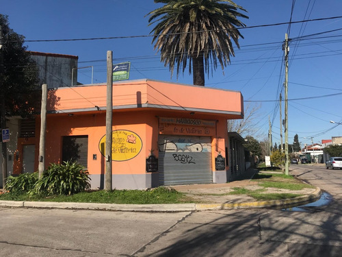 Imagen 4 de 20 de Venta Casa Con Local A Refaccionar En Berazategui.