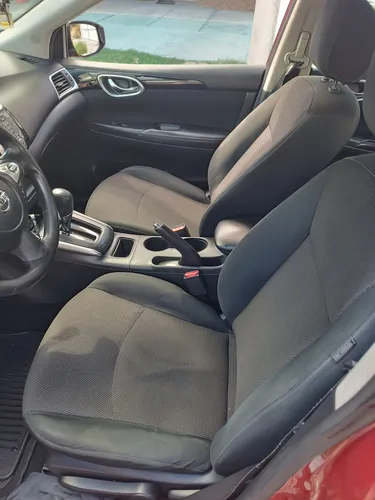 Nissan Sentra 1.8 Advance Cvt