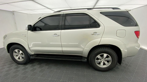 Toyota Fortuner 4.0 Sr5