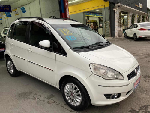 Imagem 3 de 14 de Fiat Idea 2012 1.6 16v Essence Flex 5p