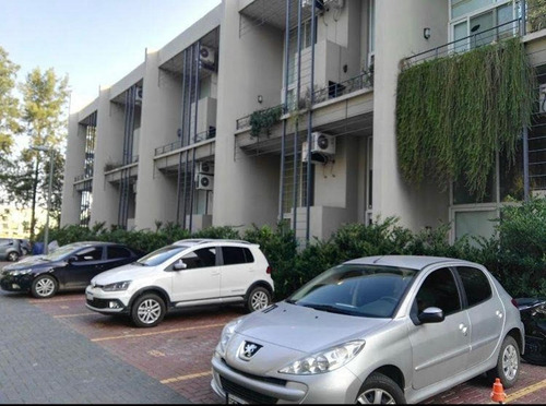 Imagen 4 de 18 de Impecable Ayres Loft Con Dos Baños Pb Jardin Amueblado