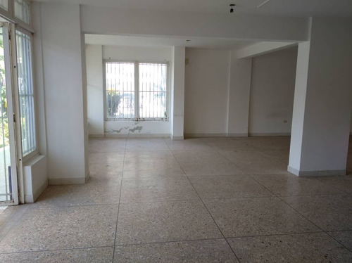 Imagen 10 de 12 de Oficina/local En Venta En Terrazas De Los Nisperos Cód 139098 Lucrecia Escorcha