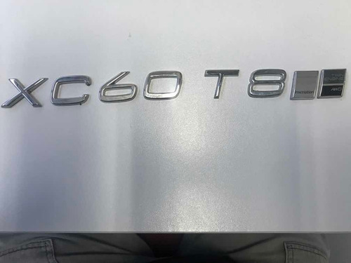 Letreiro (adesivo) Volvo Xc60 T8 2020