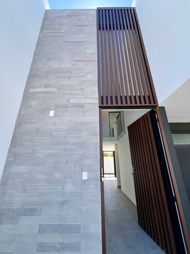 Casa En Zibatá 205m2 Construcción, Frente A Parque. Ig