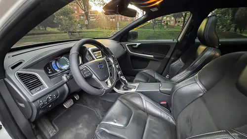 Volvo XC60 2.5 T5 Awd R-design