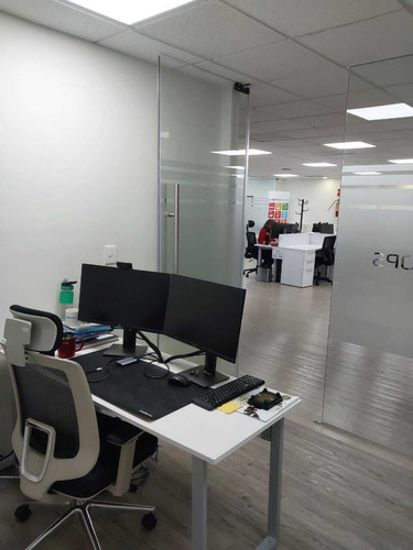Oficina Plug And Play Con Terraza En Polanco
