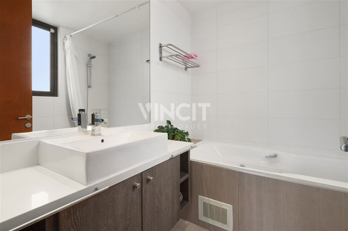 Impecable Casa En Venta De 3d 3b Serv En Cond Rukan Chicureo