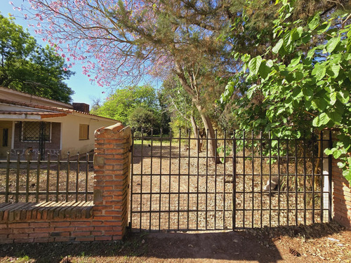 Se Vende Gran Terreno En Rincón Con Vivienda