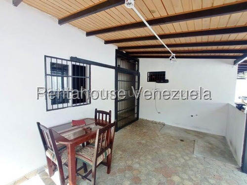 Rent-a-house Vende Amplio Nave Industrial, El Limón, Maracay, Estado Aragua, 25-11260 Gf.