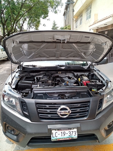 Imagen 9 de 11 de Nissan Np300 2019 2.5 Chasis Cabina Dh Aa Pack Seg Mt