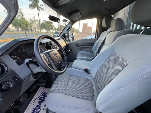 Ford F-350 6.2 Xl Mt