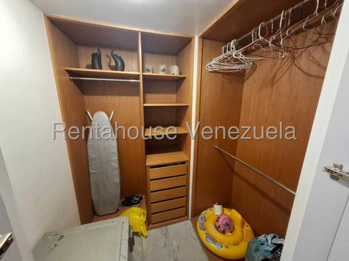 Apartamento En Alquiler, El Rosal #25-17711 - Marigreys Blanco -