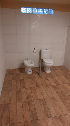 Casa En Venta - 2 Dormitorios 1 Baño - 1.700mts2 - Misiones