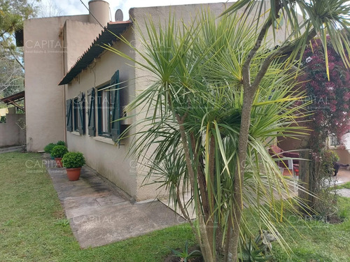 Casa En Venta En Manantiales Bs As