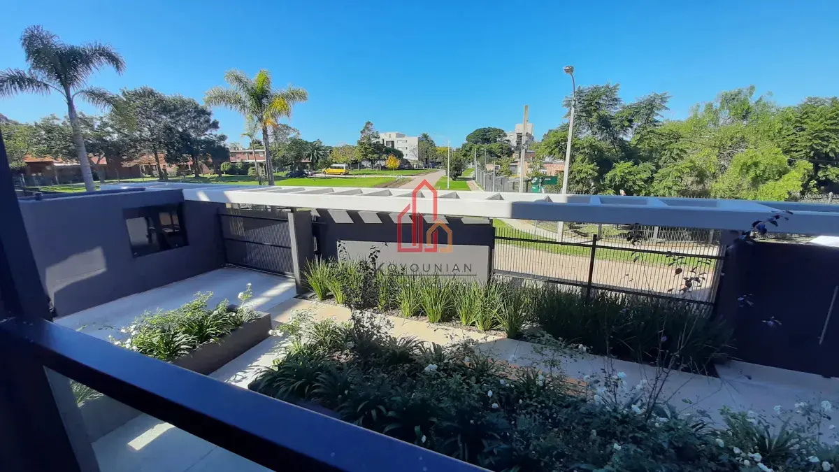 Be Parklife, Apto. Nuevo, Al Frente, Terraza, Parrillero Propio, Garage, Aire Acondicionado, Vigilancia 24 Hs., Bbcoas., Alquiler 2 Dorm.. · Foto 3
