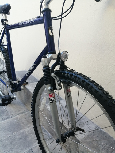 Bicicleta Trek 930 Singletrack (Usado)