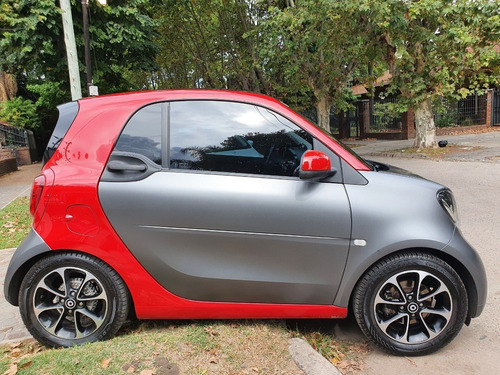 Smart Fortwo 1.0 Play 2017 Color Gris Y Rojo As Automobili