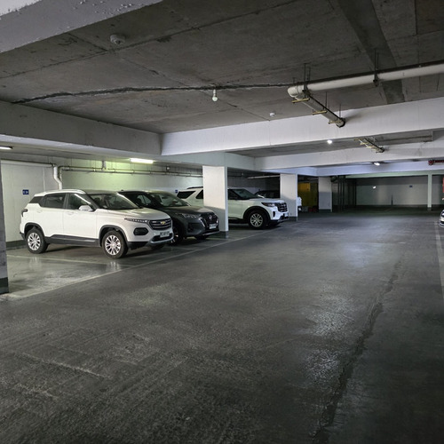Se Vende Dpto. Con Vista Despejada Al Oriente Macul