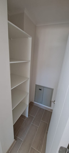 2d+2b(1218), La Cisterna *