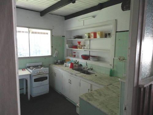 Imagen 7 de 13 de Chalet Muy Confortable Para Familia Amplia A 20 Metros De La Playa Mansa!