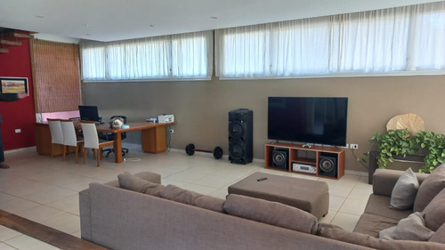 Vendo. La Mejor Casa De Bª Jardín Inglés - Valle Escondido. 3d 3b