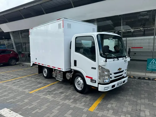 Chasis Nlr E6 2026 Lista Para Carrozar Entrega Inmediata