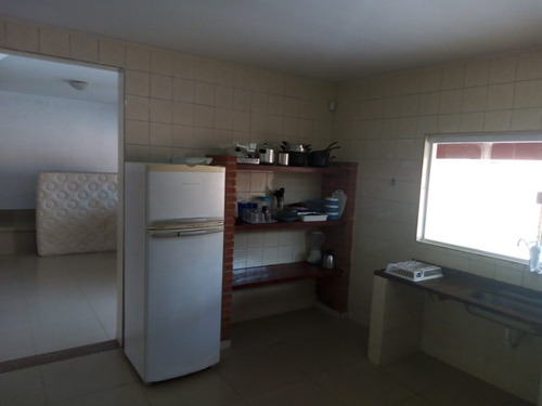Imagem 16 de 29 de Casa À 1 Km Do Mar, No Bairro Jardim Palmeiras 2, Em Itanhaém, Com Sacada E Espaço Para Piscina