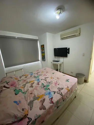 Se Alquila Apartamento En Res. Ciudad Jardín Altavista
