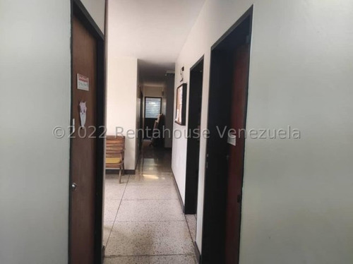 Imagen 6 de 30 de Casas En Venta Zona Centro Barquisimeto 22-15571 /m