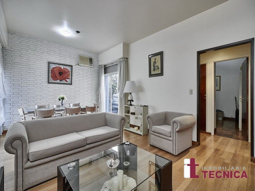 Imagen 2 de 17 de Casa En Venta En Ramos Mejía Centro