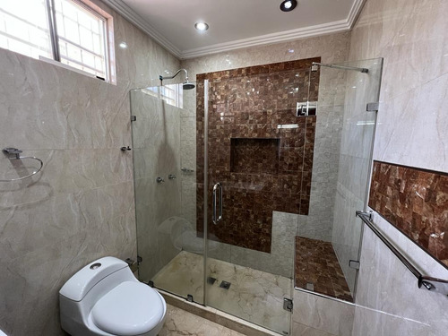 Imagen 26 de 27 de E N Venta Townhouse, El Rincón Naguanagua Rc - Ag Rex