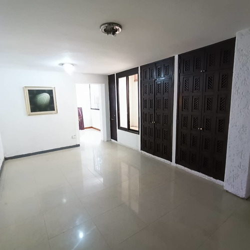 Casa En Venta - Urb. Lomas De Alto Prado