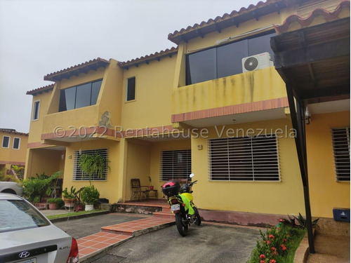 Hermosa Casa Duplex En Venta Urb Piedad Norte Cabudare Cod 2 - 4 - 14328 Mehilyn Perez