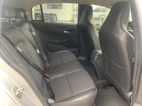 Chevrolet Onix 1.0T Premier Hatch At
