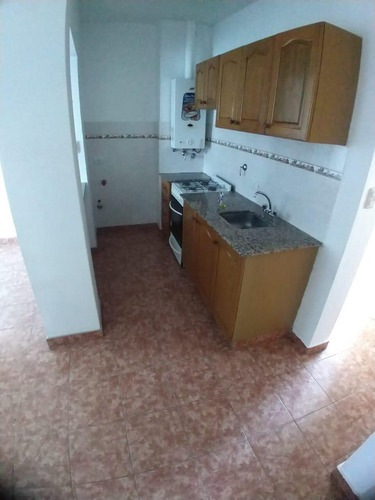 Departamento En Alquiler De 1 Dormitorio En Universitario