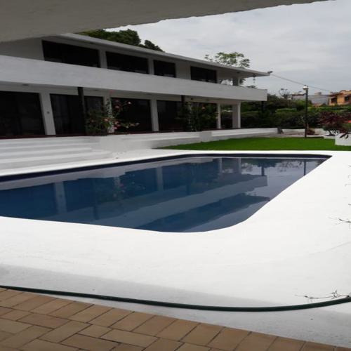 Casa Sola En Burgos, Temixco, Morelos - Caen-ve-803-cs