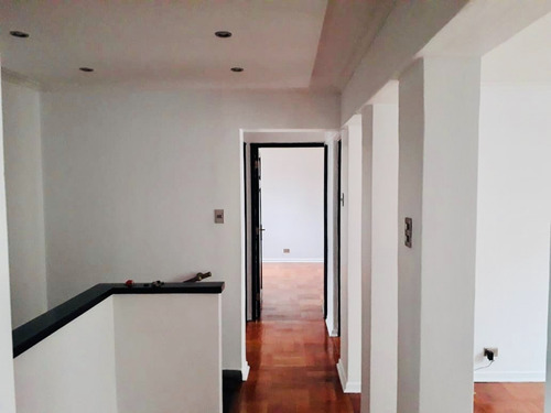 Imagen 2 de 17 de 2do Piso Remodelado Casa Estilo Francés Barrio Los Obispos
