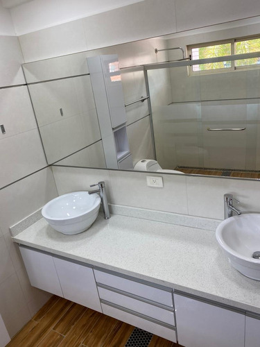 Imagen 8 de 14 de Town House En Naguanagua, Doral Park Naguanagua