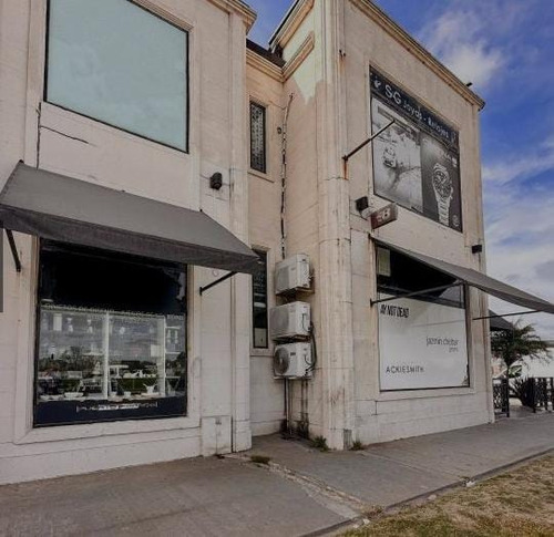 Local En Venta En Hudson
