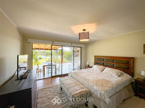 Casa En Venta De 4 Dorm. En Las Cabras