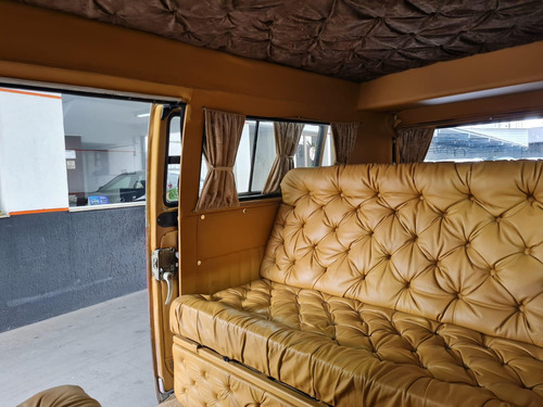 Volkswagen Kombi Kombi Standard 1.4 (Flex)