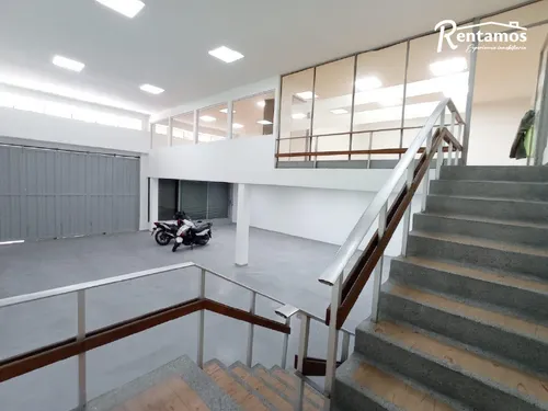 Local En Arriendo En El Poblado. Cod A775571