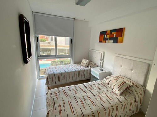 Imagen 11 de 19 de Apartamento, Torre Nueva Con Amenities, 3 Dormitorios, Gge, Equipado , Punta Del Este !!