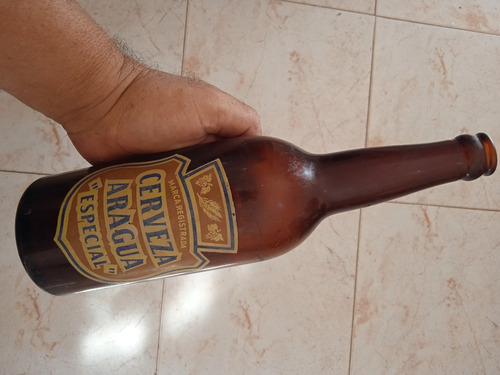 Imagen 3 de 7 de Botellas Aragua De Coleccion 660 Y 330 Centilitros