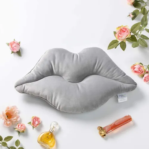 Cojin Foma Beso Labios Banzay