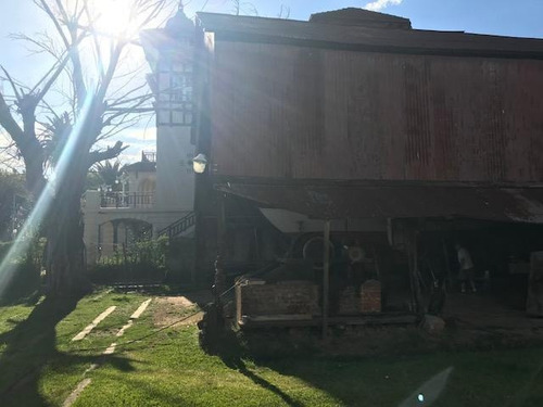 Imagen 4 de 11 de Depósito - Tigre