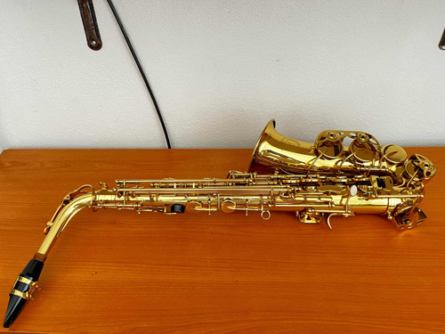 Saxofón Alto Blessing