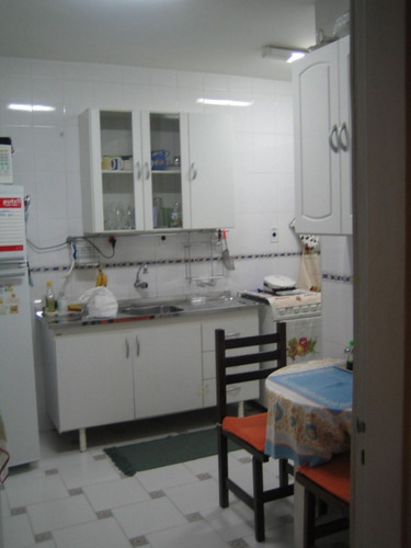 Apartamento Com Excelente Custo - 62m², Primeiro Andar, 3 Quartos, 2 Banheiros, 1 Vaga - Com Sala De Convivência, Bicicletário E $500 Condomínio.